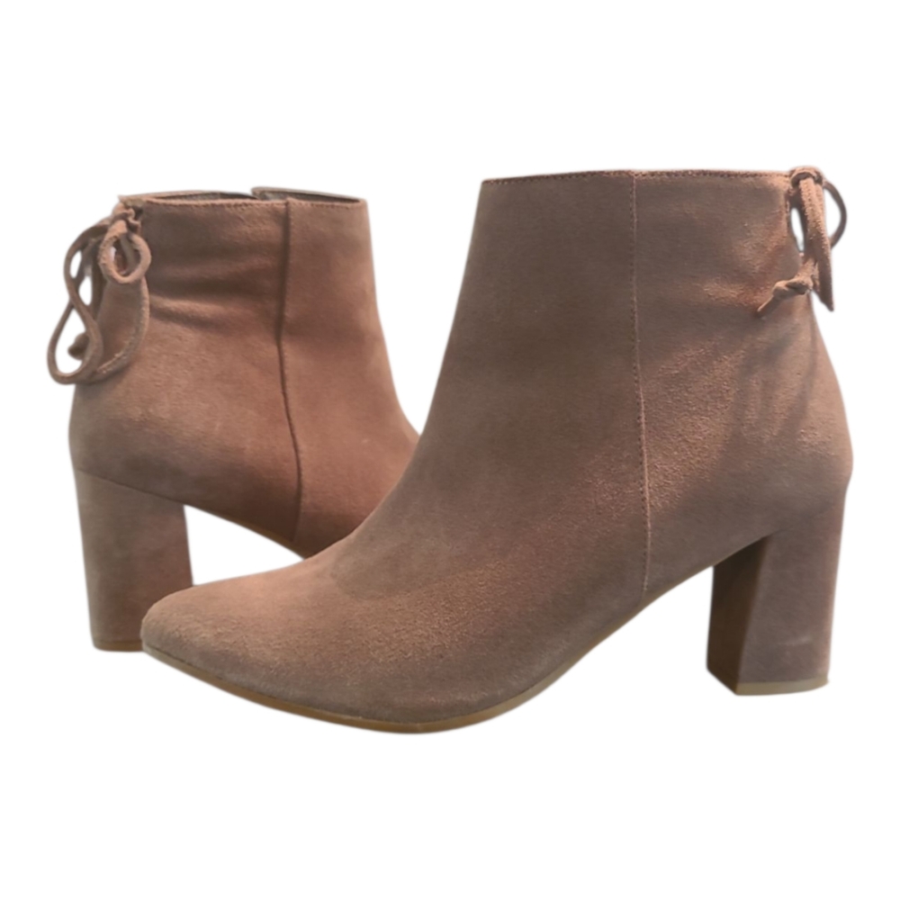 NWOT Blondo Women's Tiana Waterproof Booties Taupe Brown Suede Size 9.5M